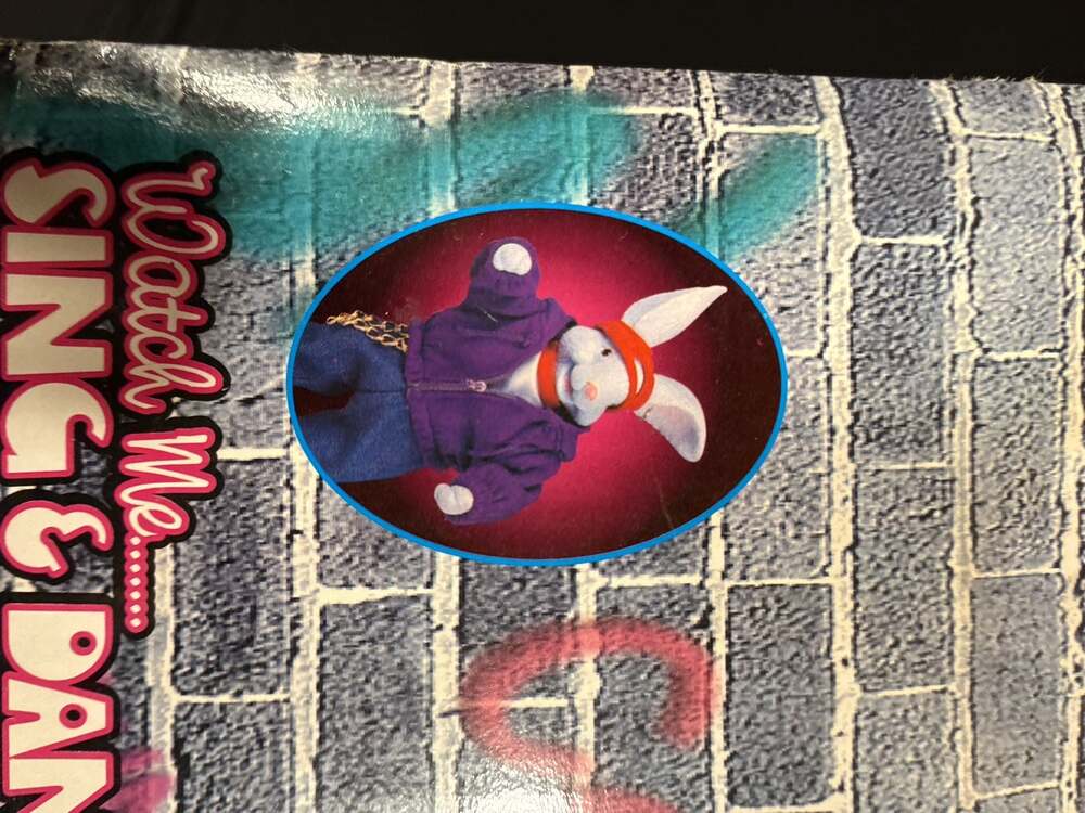 Vintage Rappin Rabbit / 15” / Animated Singing / 1999 - Picture 7 of 16